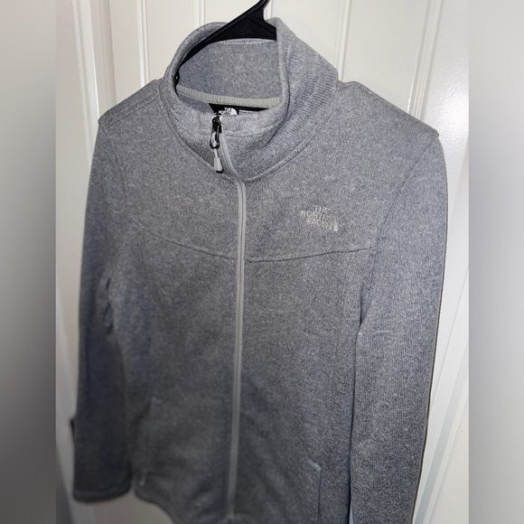 The North Face Women's Light Gray Ski Jacket - Picture 9 of 14